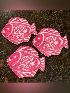 Vintage 1997 Summer Stock Pink Melamine Fish Plates - Set of 3